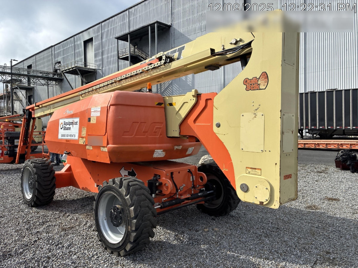 2020 JLG 800AJ