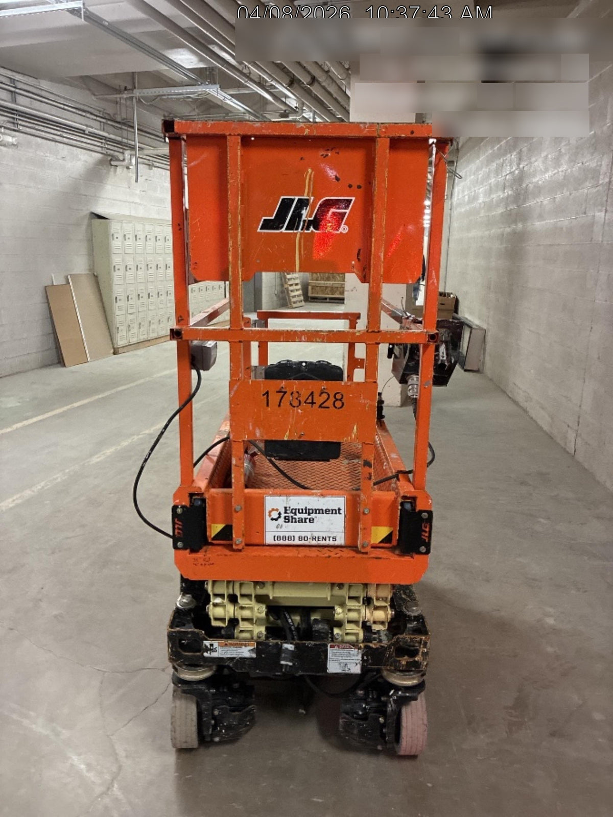 2021 JLG ES1330L