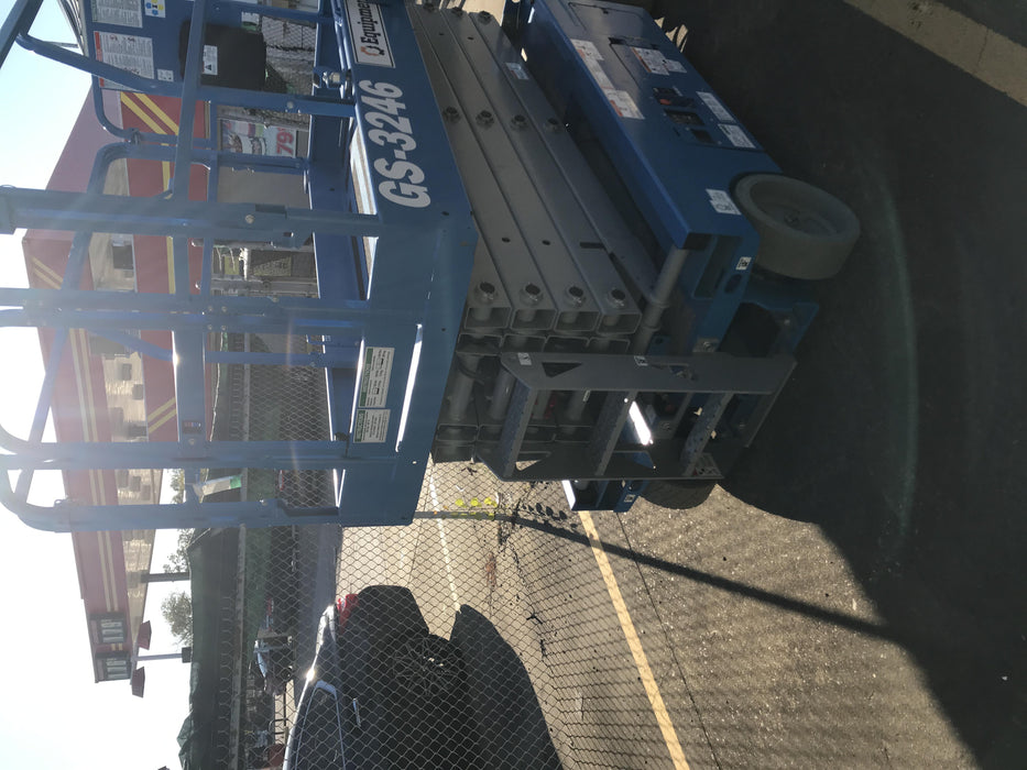 2020 Genie GS-3246 Standard, Folding full height swing gate