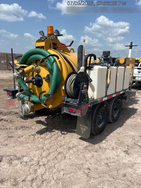 2022 VAC-TRON LP573XDT