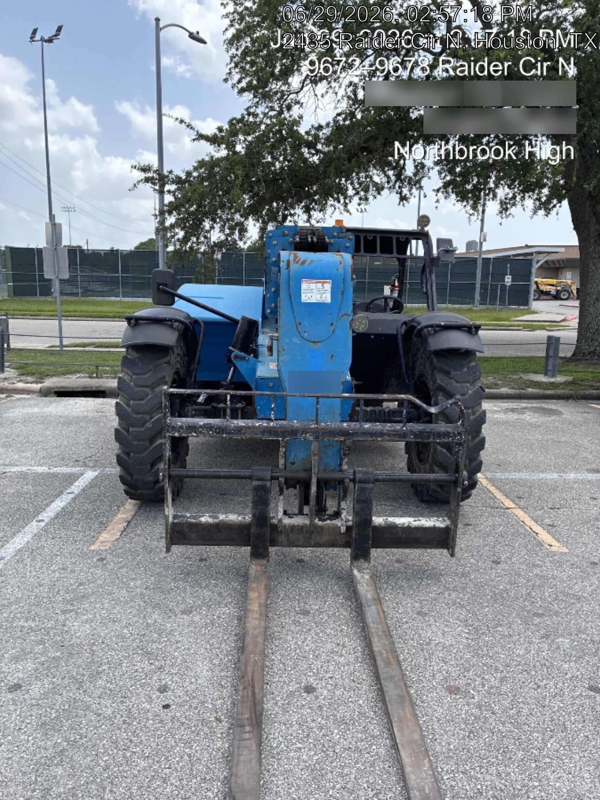 2018 Genie GTH-844 Genie GTH-844 w/ROPS, Work Lights, Solid Tires, RH Cab Mesh, Beacon, 60" Carriage and Forks