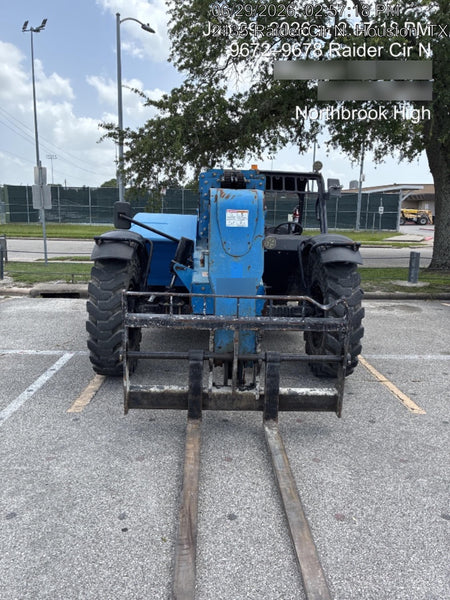 2018 Genie GTH-844 Genie GTH-844 w/ROPS, Work Lights, Solid Tires, RH Cab Mesh, Beacon, 60" Carriage and Forks