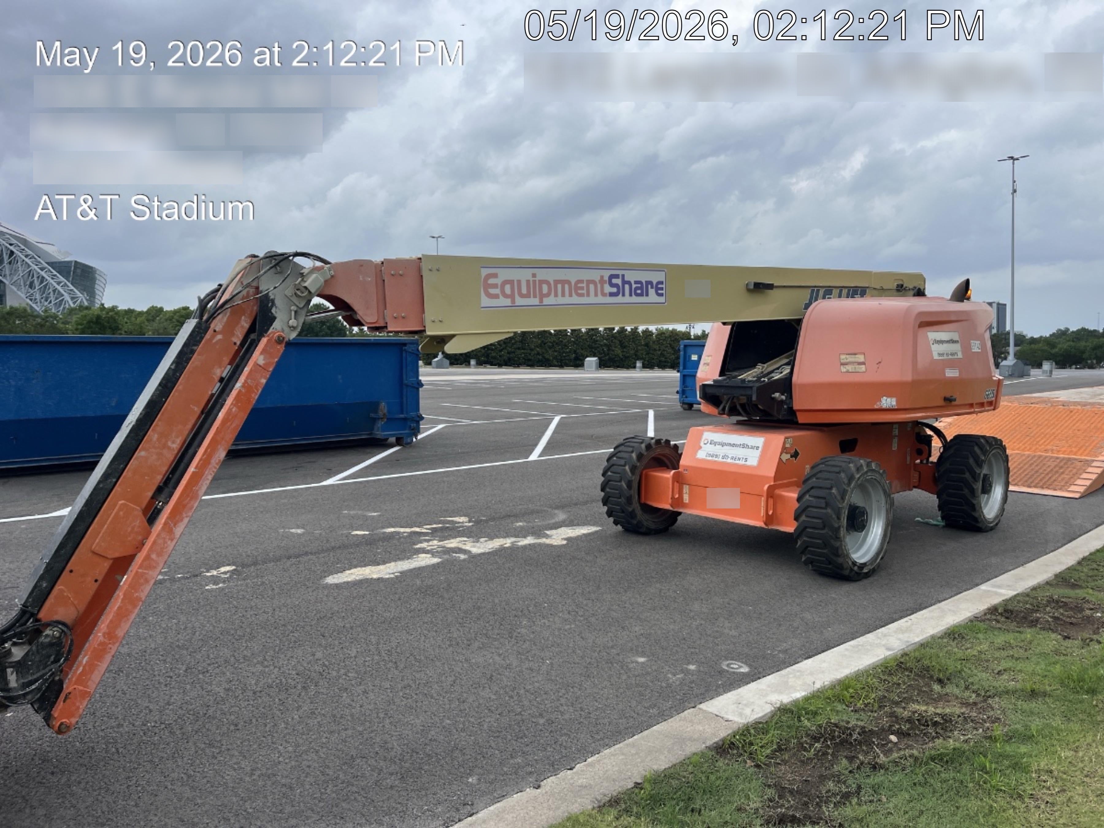 2019 JLG 660SJ