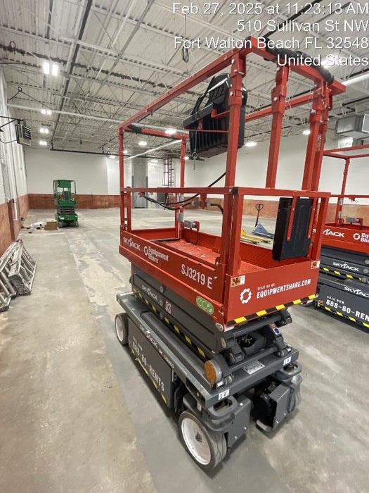 2024 Skyjack SJ3219 Electric Drive, Sld NM Tires, DBcns, RFRails, Power to Platform, T3 + Access Control