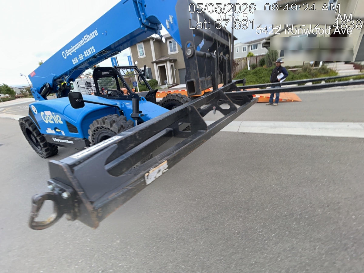 2024 JLG 1001275853