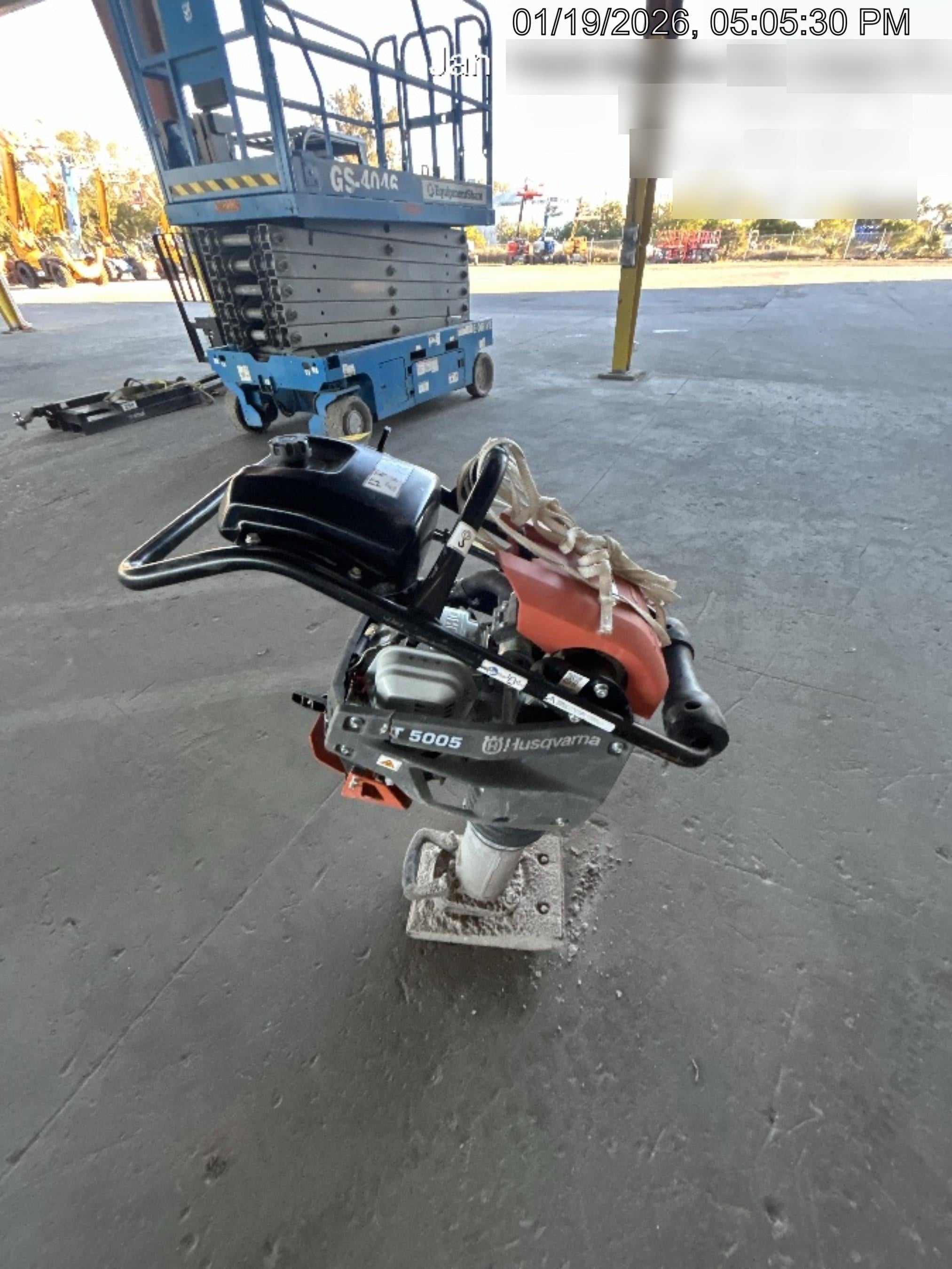 2024 HUSQVARNA LT5005