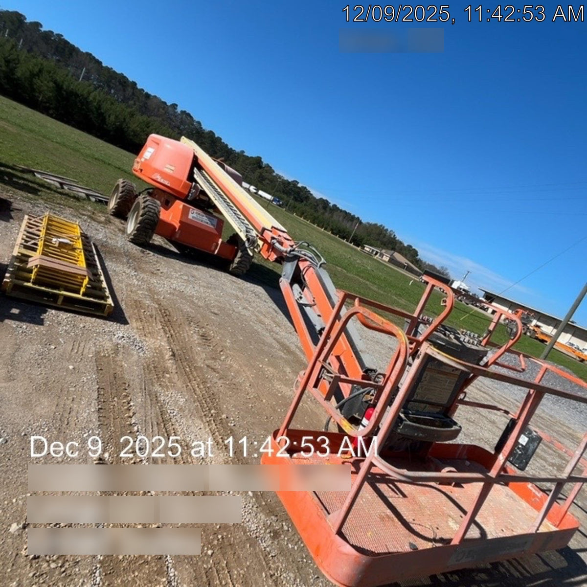 2020 JLG 660SJ