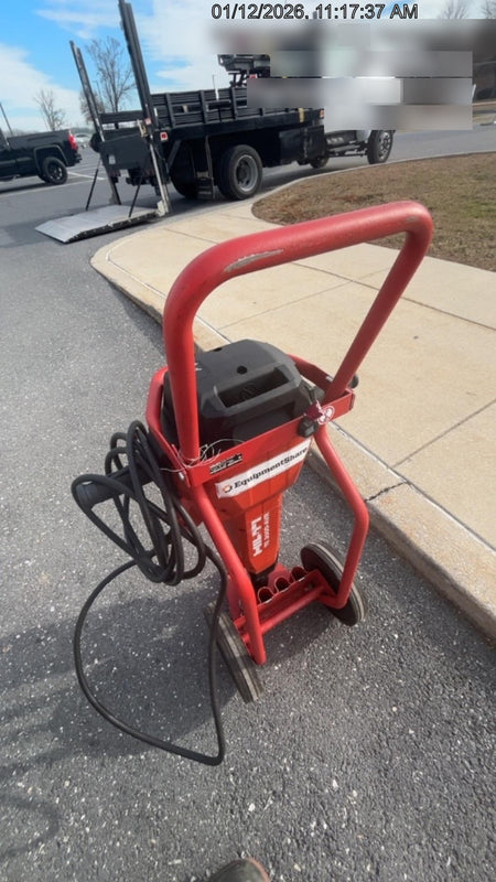 2023 HILTI TE 3000-AVR