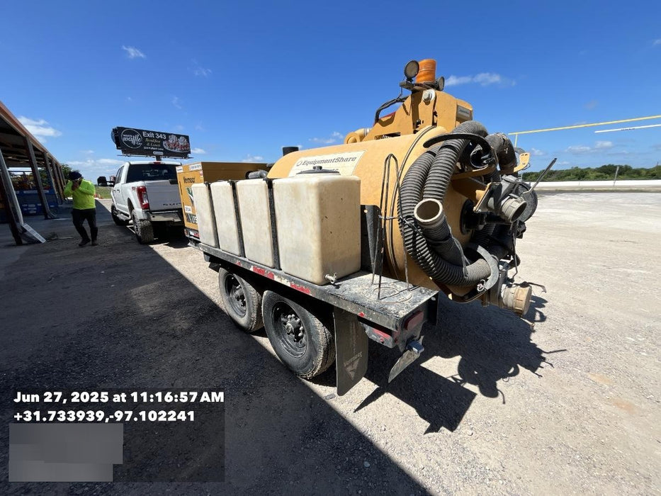 2023 Vac-Tron LP573XDT T4 Koehler Diesel Engine, 500 Gallon Debris Tank, x2 100 Gallon Water Tanks