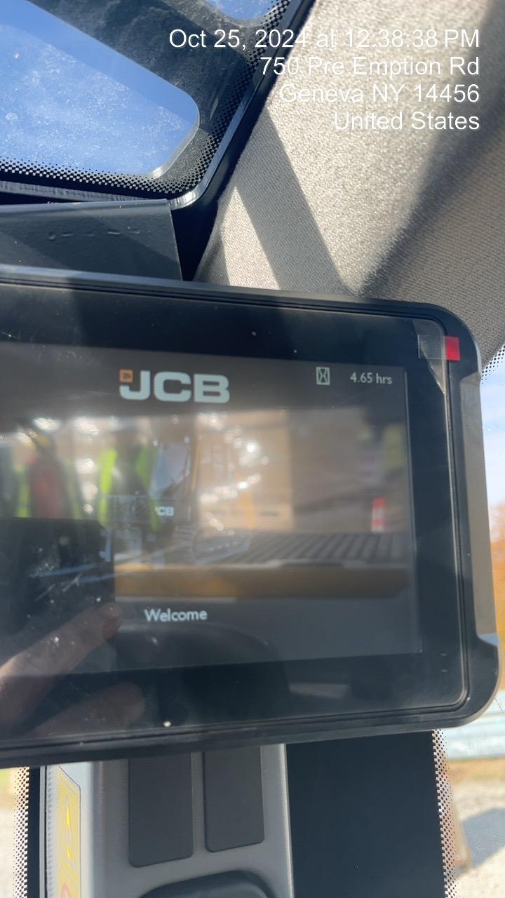 2024 JCB 3TS-8T