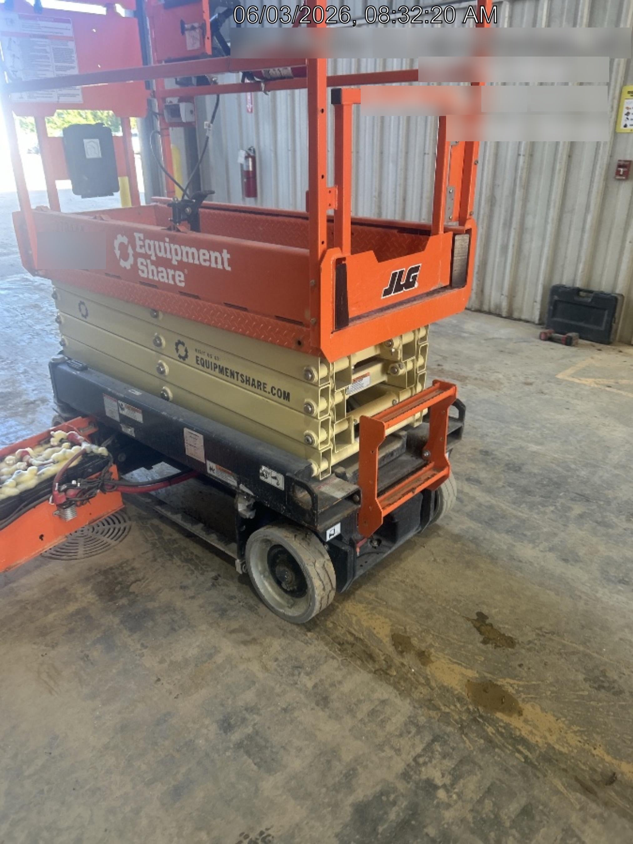 2022 JLG ES1932