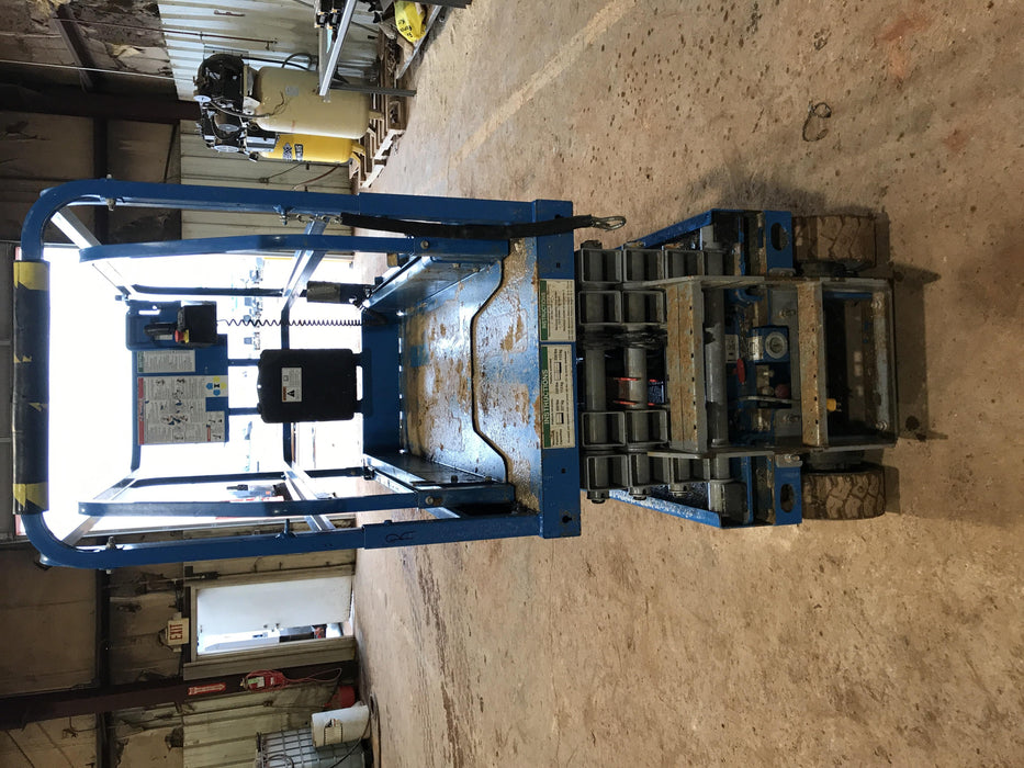 2019 Genie GS-1930 Fixed rails with chain Entry