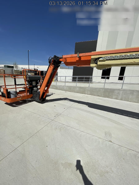 2016 JLG 660SJ