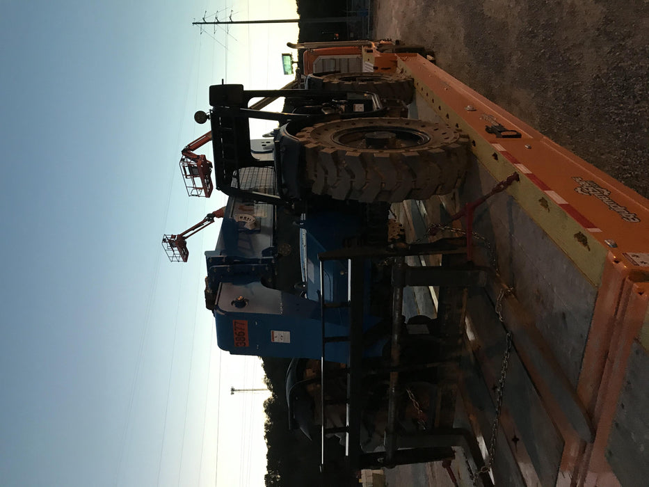 2019 Genie GTH-636 Canopy, Solid RT Tires, LED Work Lights, Beacon 60" QA Carriage, 48" Forks