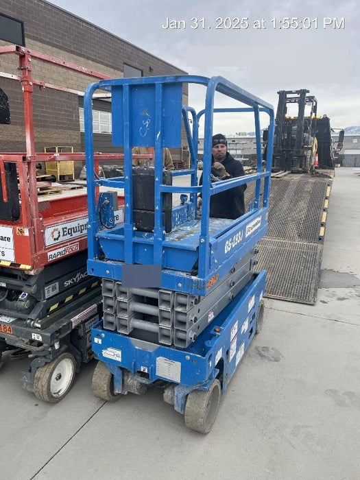 2019 Genie GS-1930 Fixed rails with chain Entry