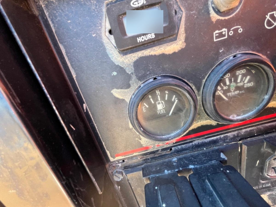 2019 Lincoln Electric Vantage 322 Welder Ready-Pak 3, Two wheel trailer, Fender and Light kit, Cable Rack