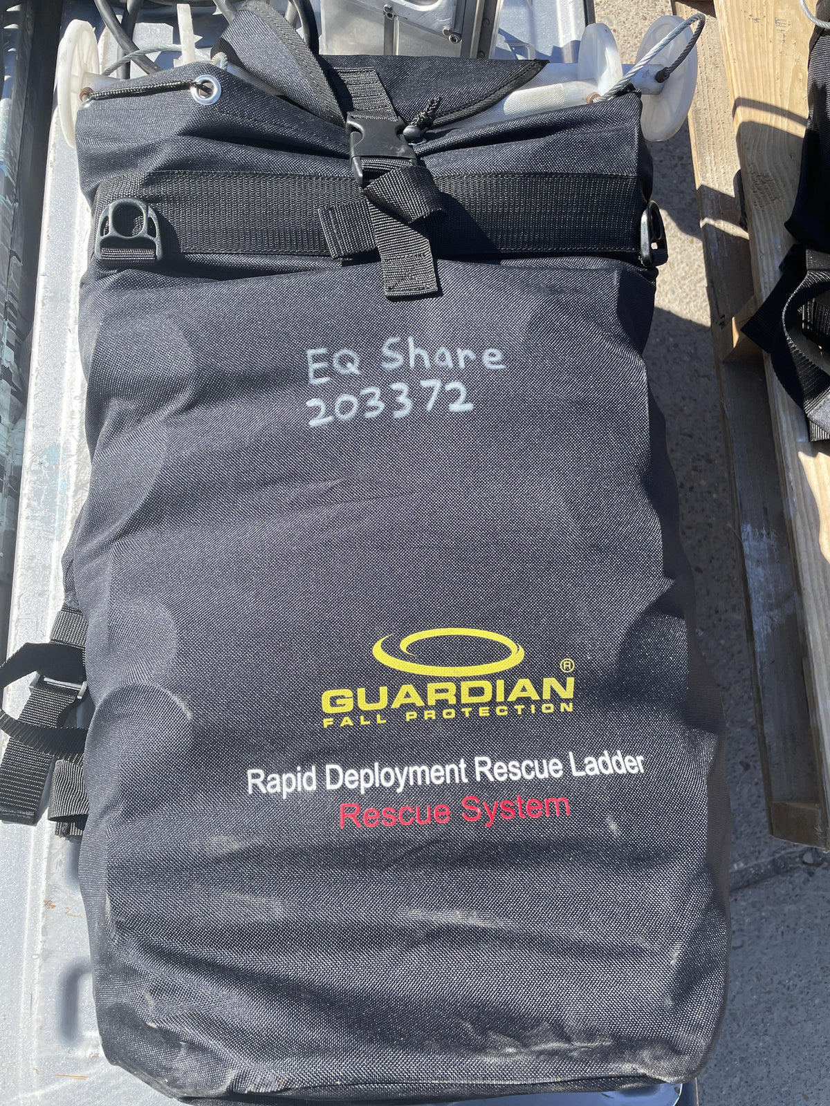 2022 GUARDIAN 15046
