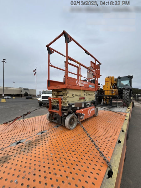 2022 JLG ES1932