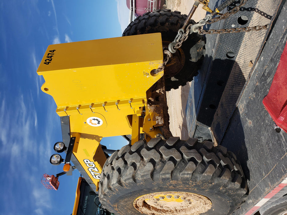 2019 JOHN DEERE 672G