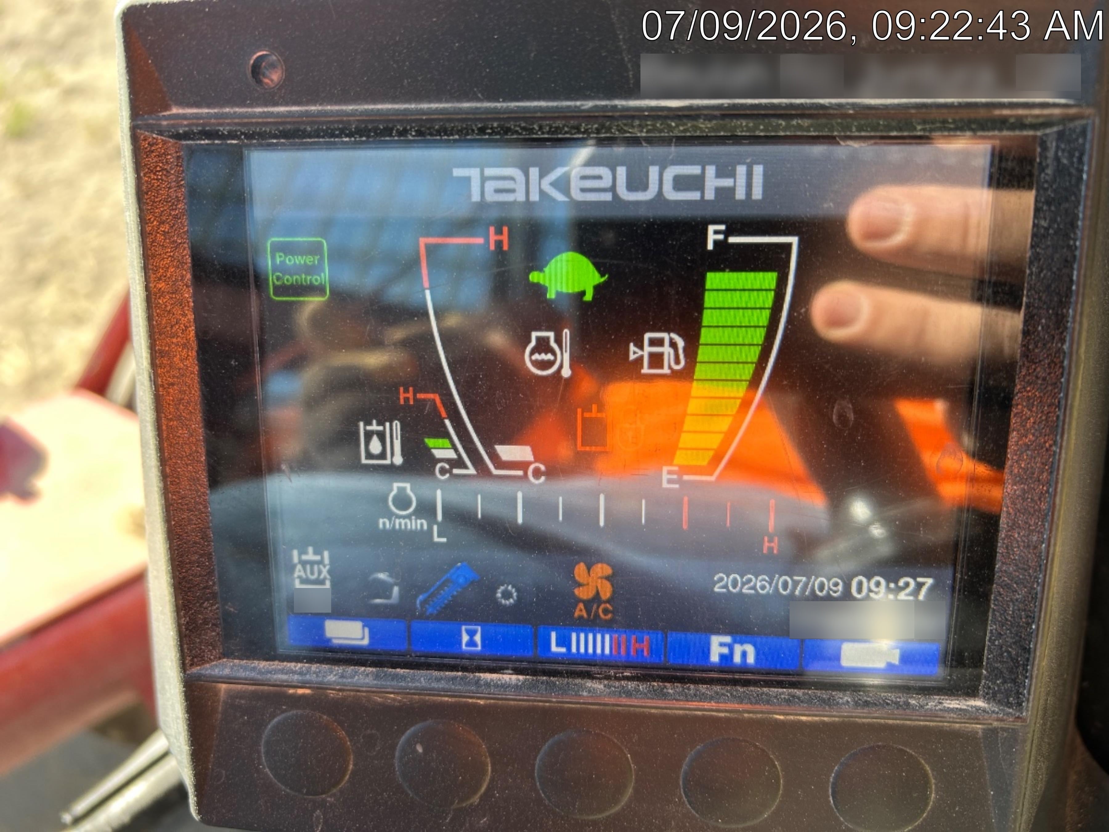 2022 TAKEUCHI TL8R2-CR