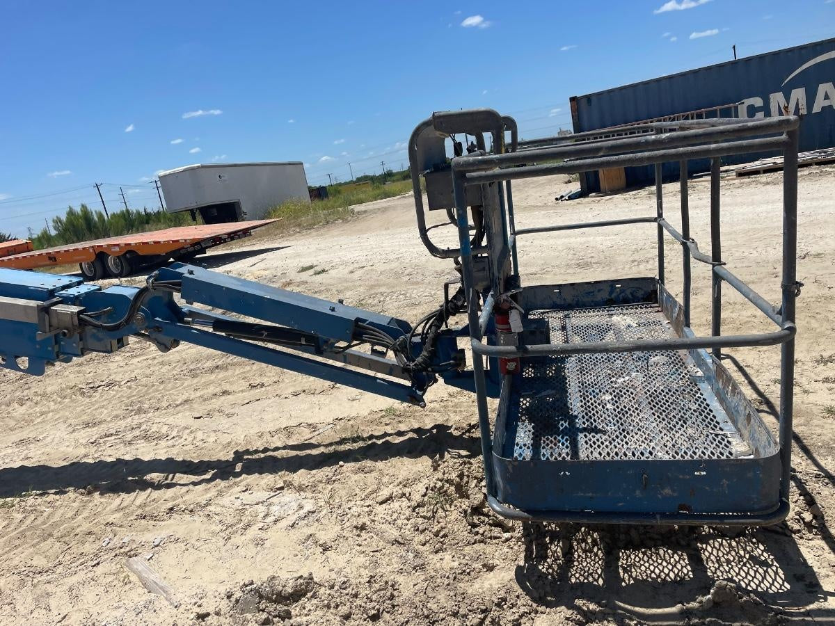 2018 GENIE S-65