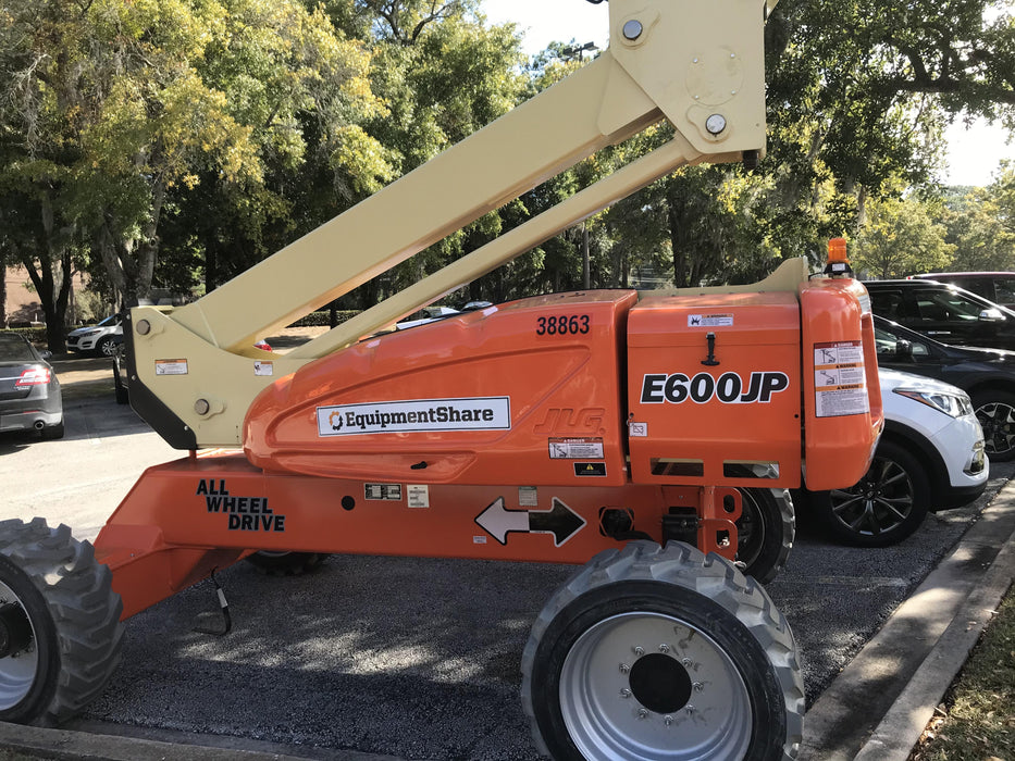 2019 JLG E600JP