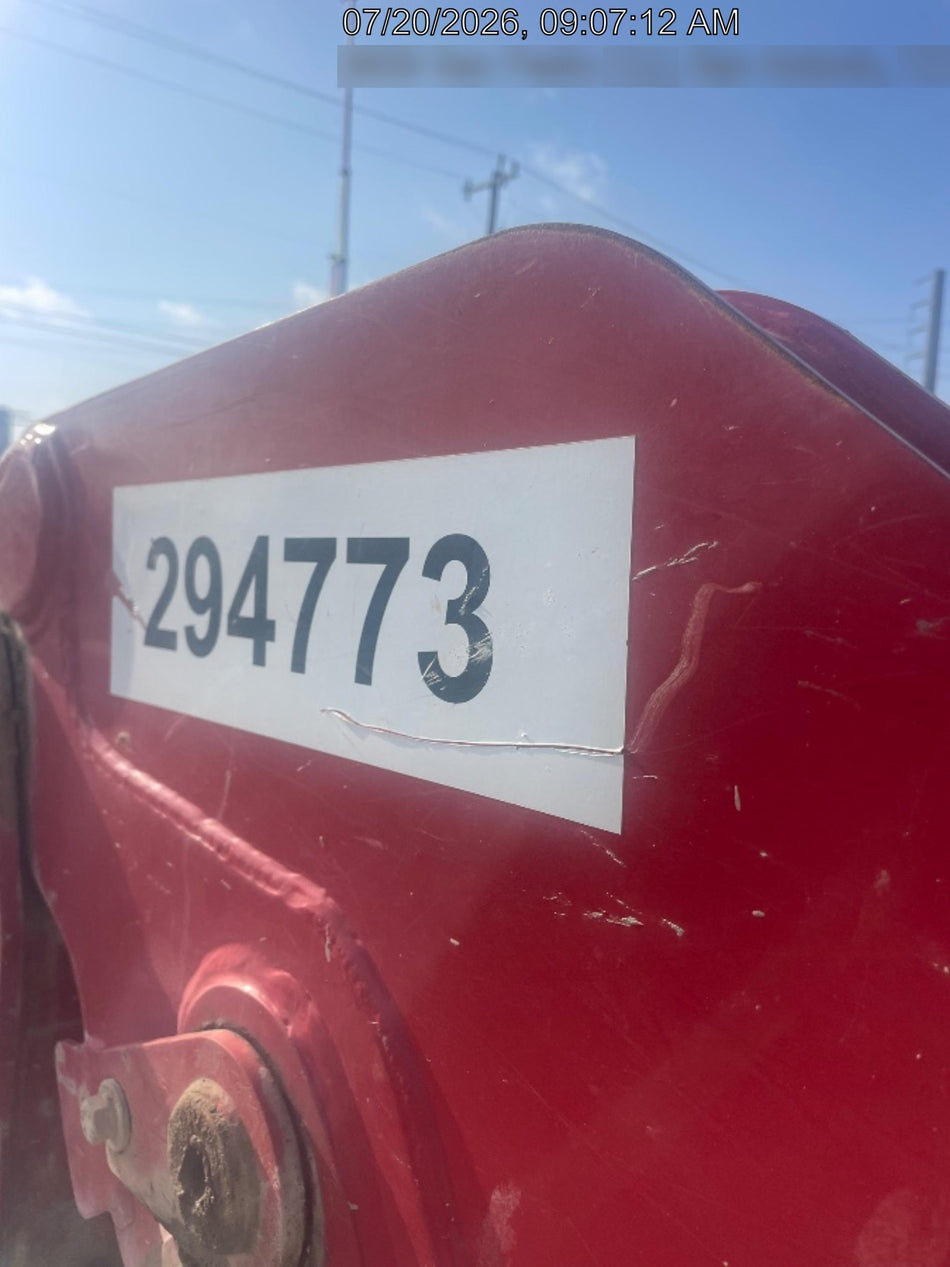 2023 TAKEUCHI TL10V2-CR