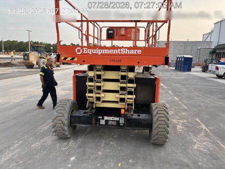 2023 JLG RT4394