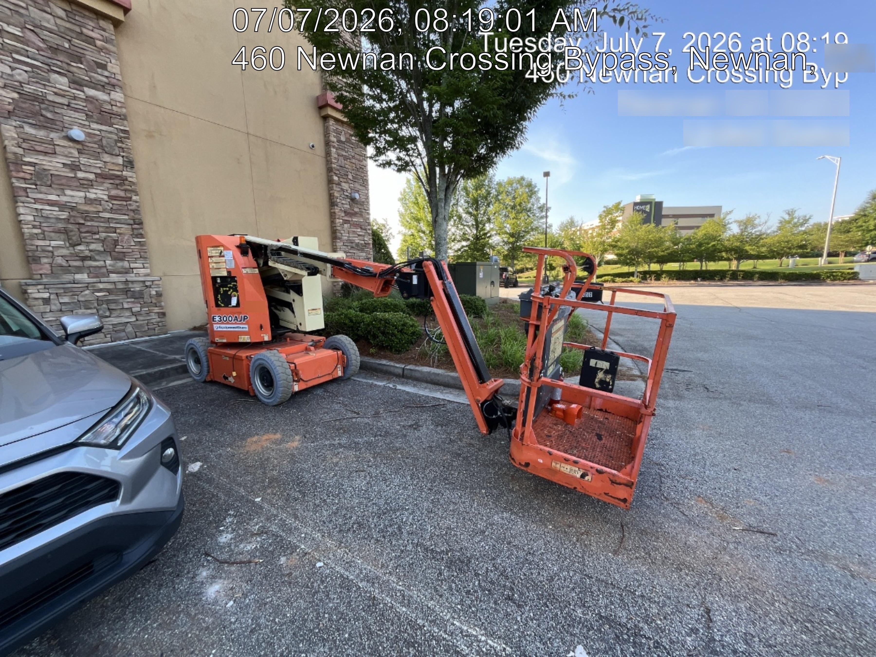 2019 JLG E300AJP