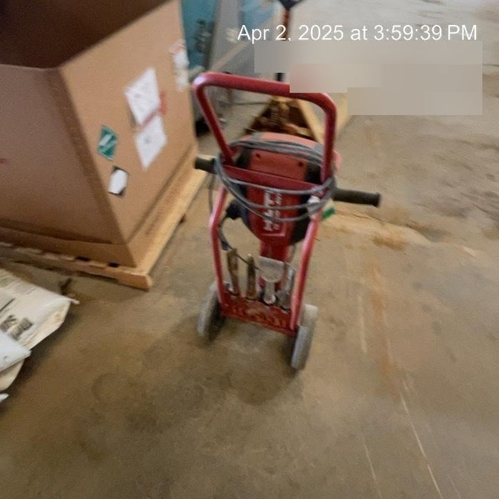 2020 HILTI TE 3000-AVR