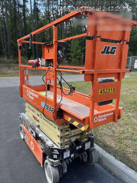 2024 JLG ES1932