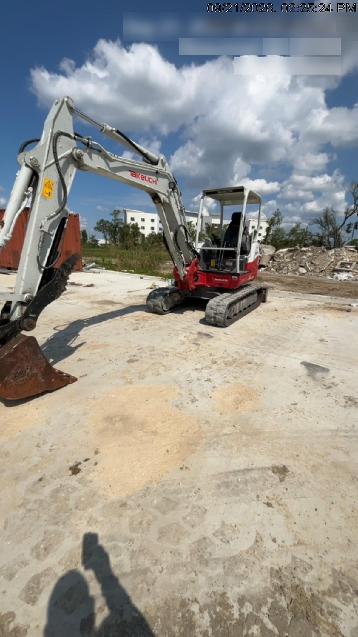 2025 TAKEUCHI TB250-2R