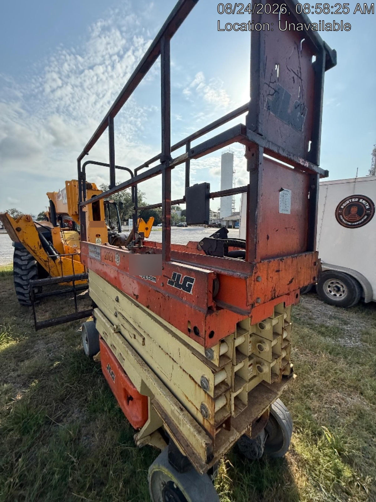 2016 JLG 2632ES