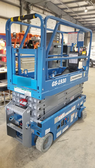 2020 Genie GS-1930 Solid Non Marking Tires, Beacon, Folding rails with half height swing gate