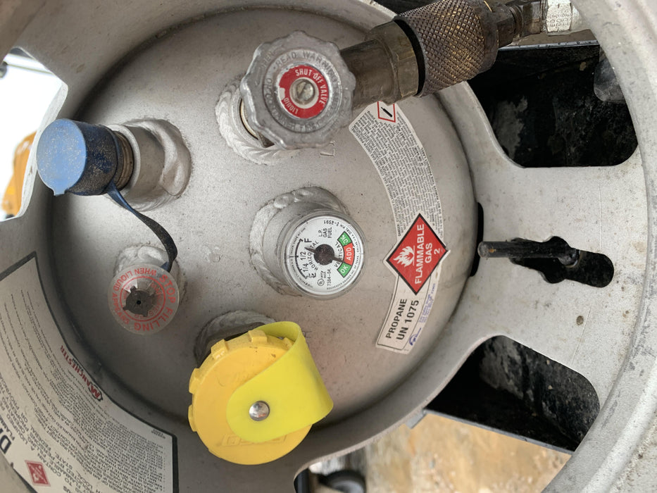 2019 Miller Electric BOBCAT 250 Standard w/Running Gear, Bracket, Hose