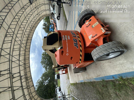 2023 JLG E450AJ
