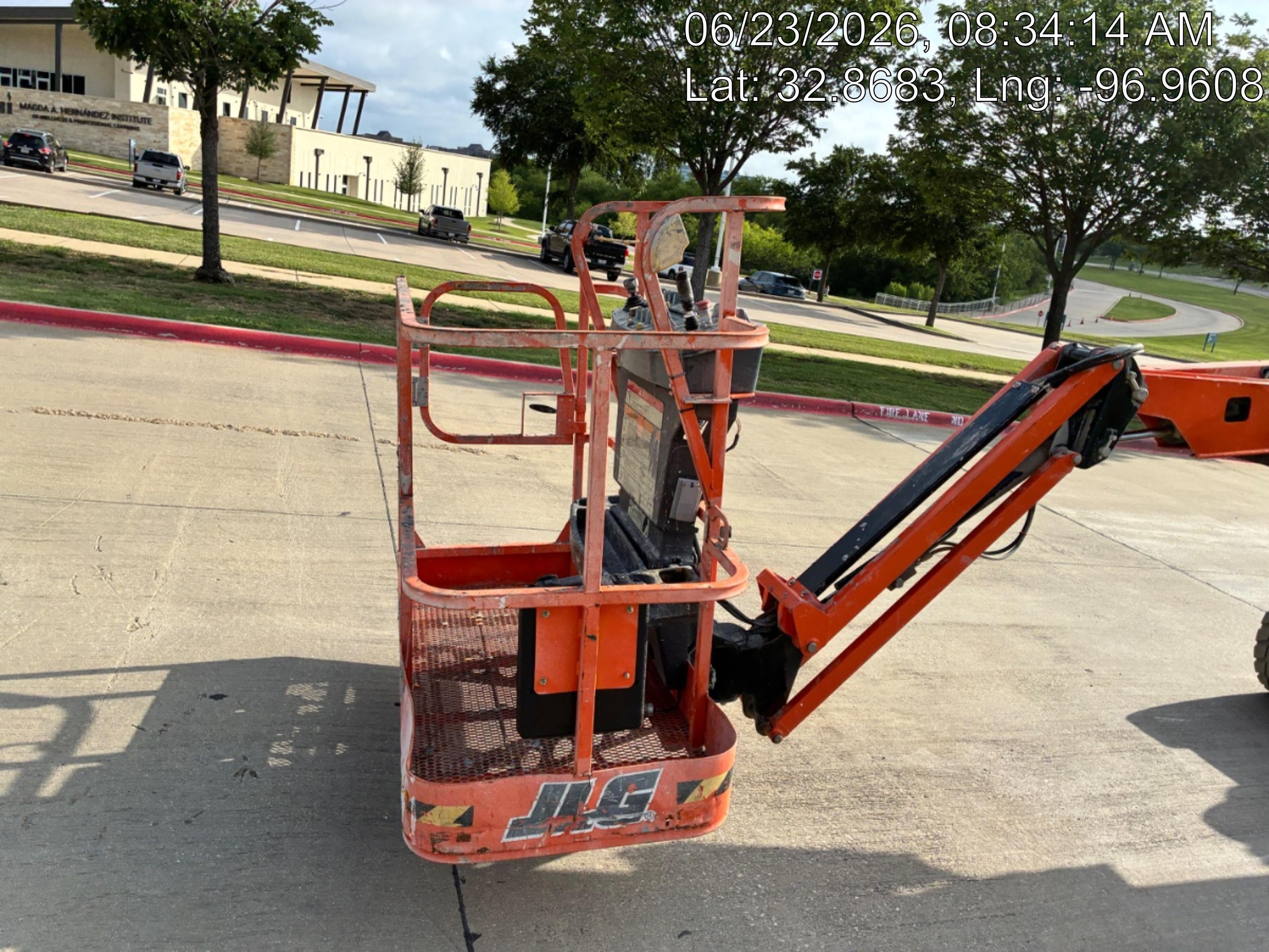 2022 JLG E450AJ