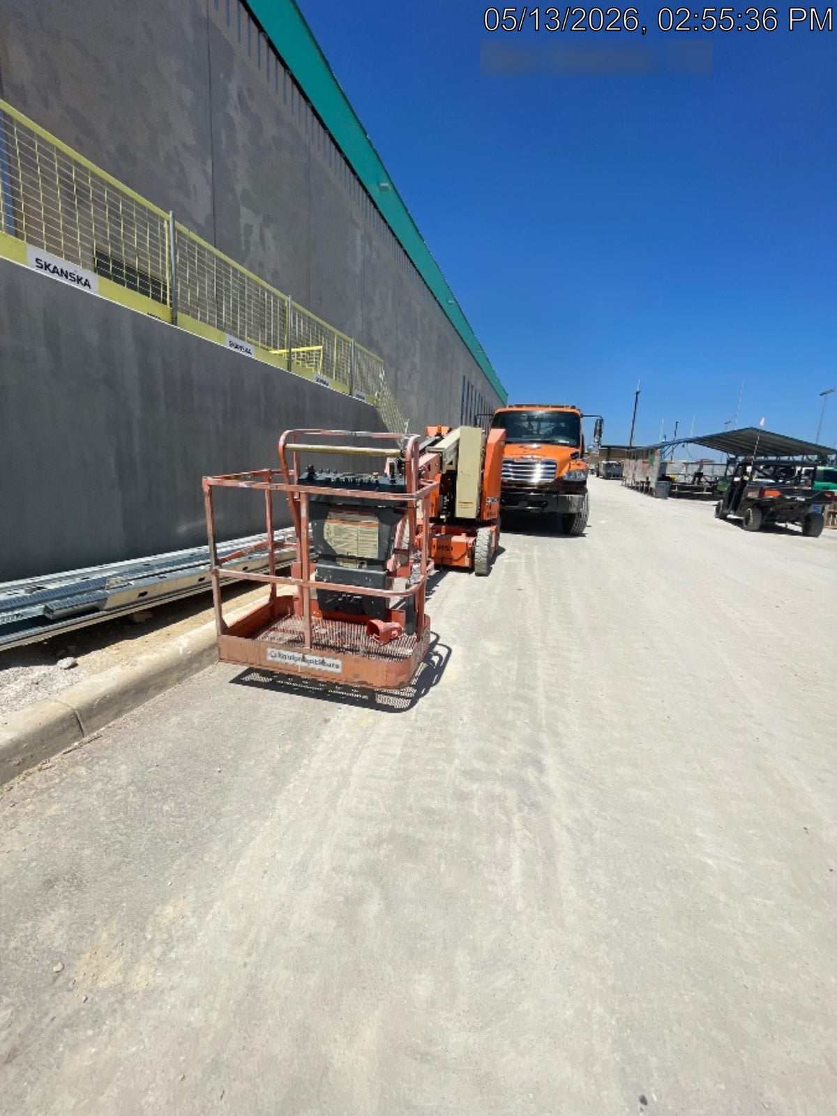 2019 JLG E300AJP