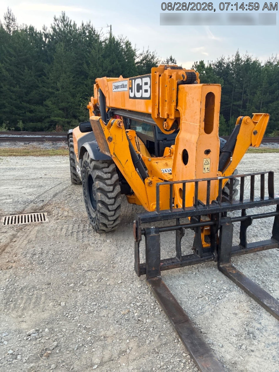 2022 JCB 510-56