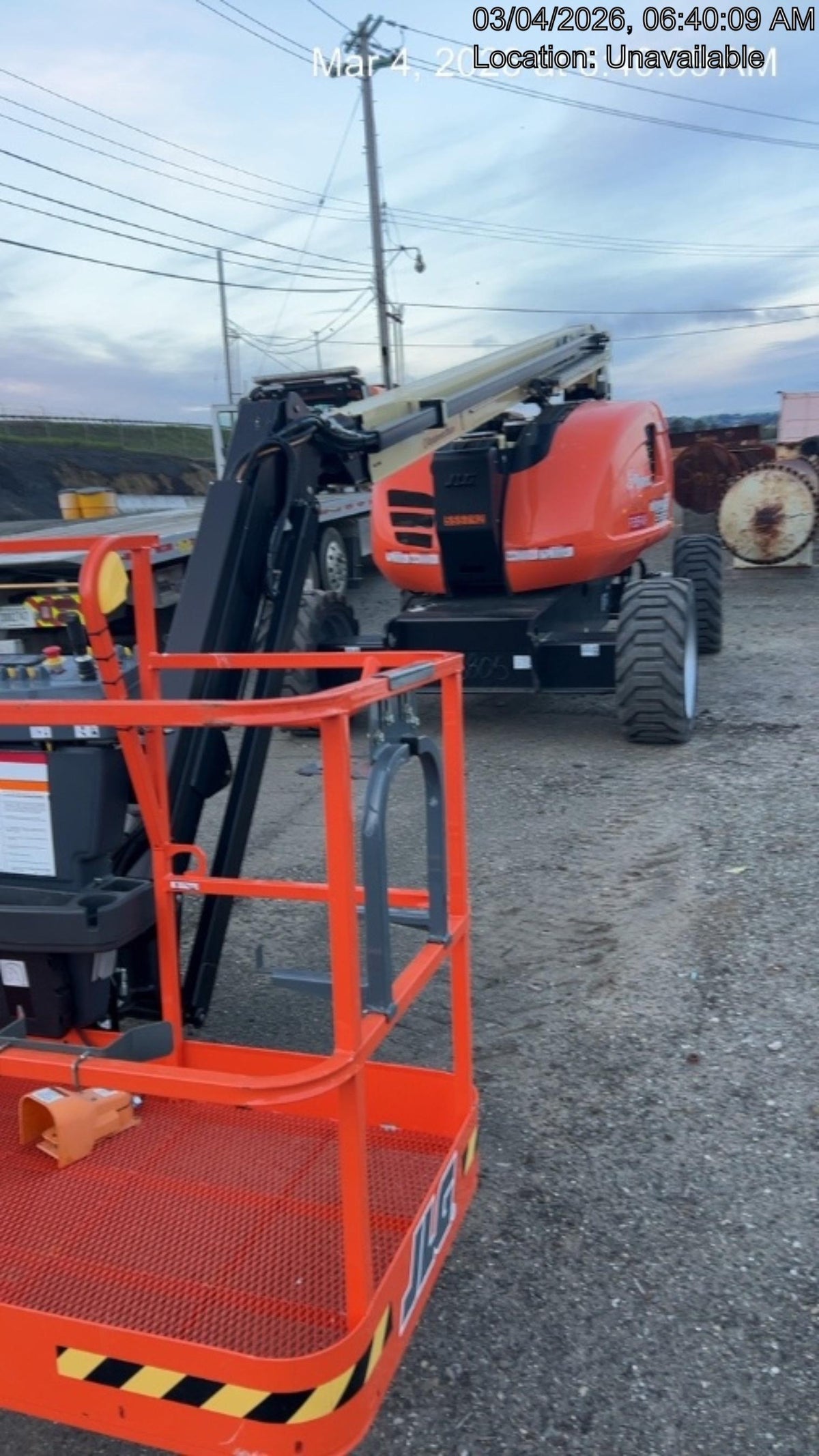 2025 JLG 600AJ