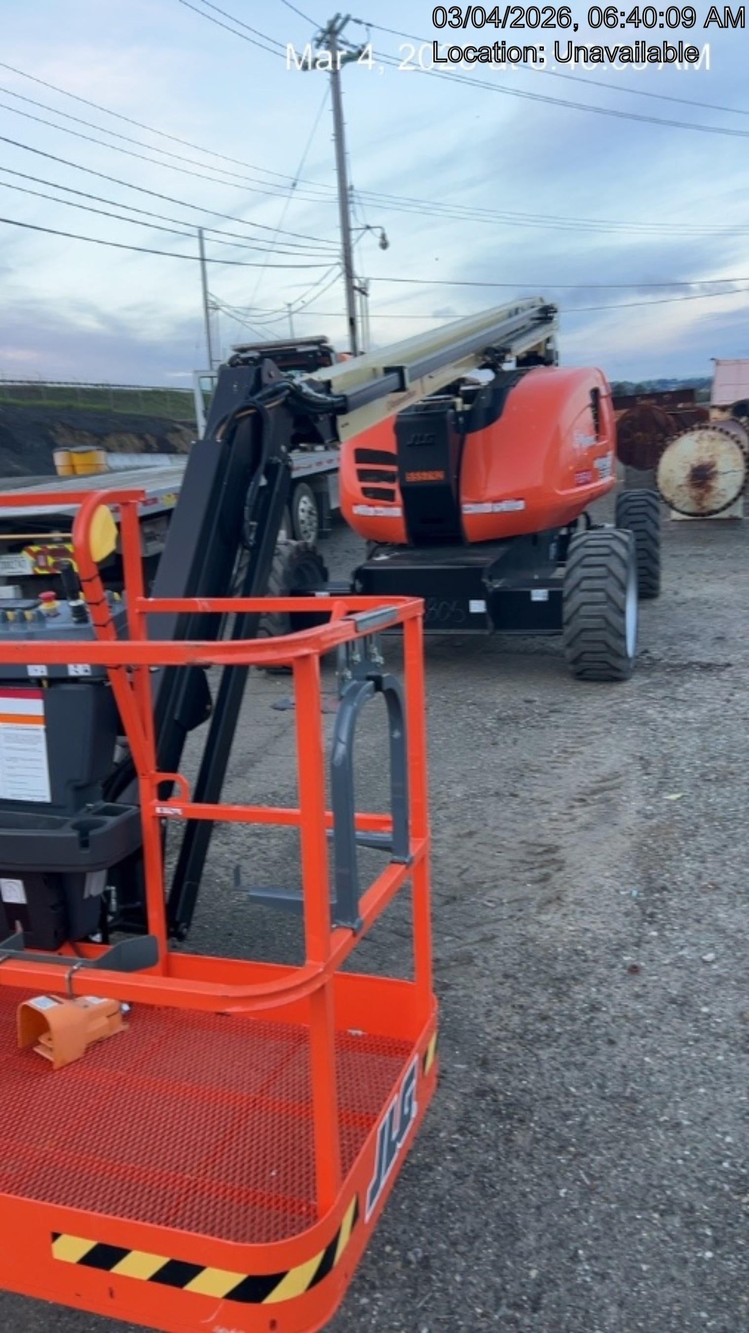 2025 JLG 600AJ
