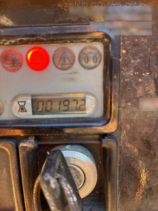 2021 Vac-Tron LP573XDT T4 Koehler Diesel Engine, 500 Gallon Debris Tank, x2 100 Gallon Water Tanks