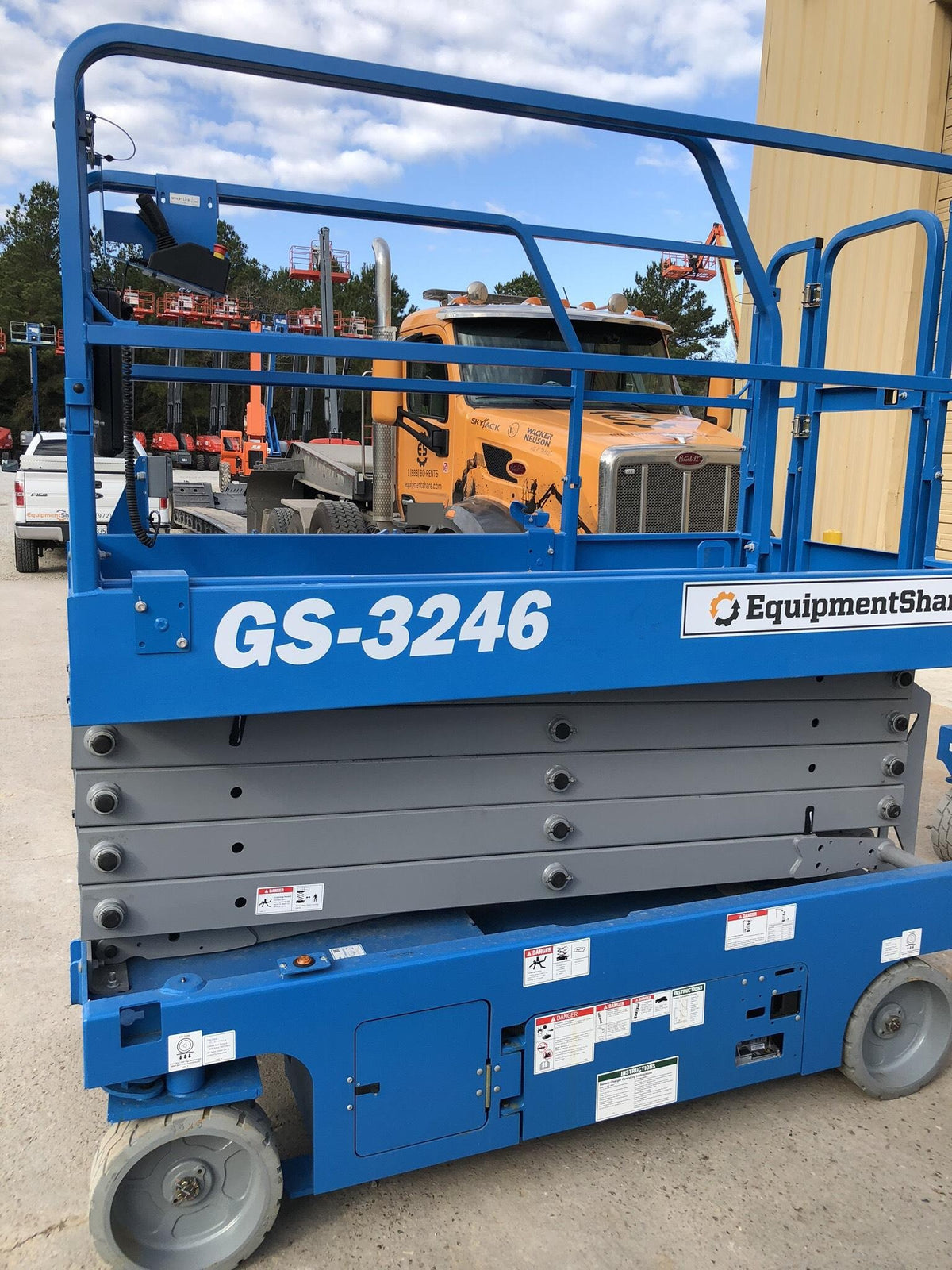 2018 GENIE GS-3246