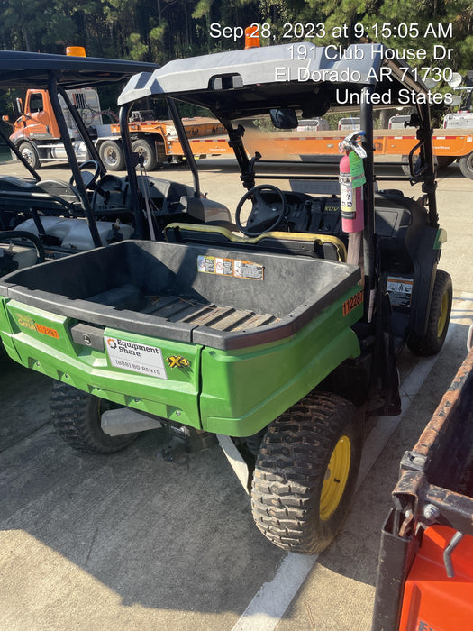 2020 John Deere XUV560E GATOR 4wd Utility Cart, Gas, 2 Seat, LED Strobe, Windshield Tempered Glass, Plastic Canopy, Wire Harness Kit, Backup Alarm
