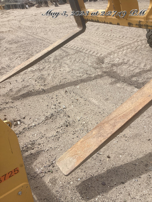 2020 JOHN DEERE 96" Loader Fork Carriage - John Deere