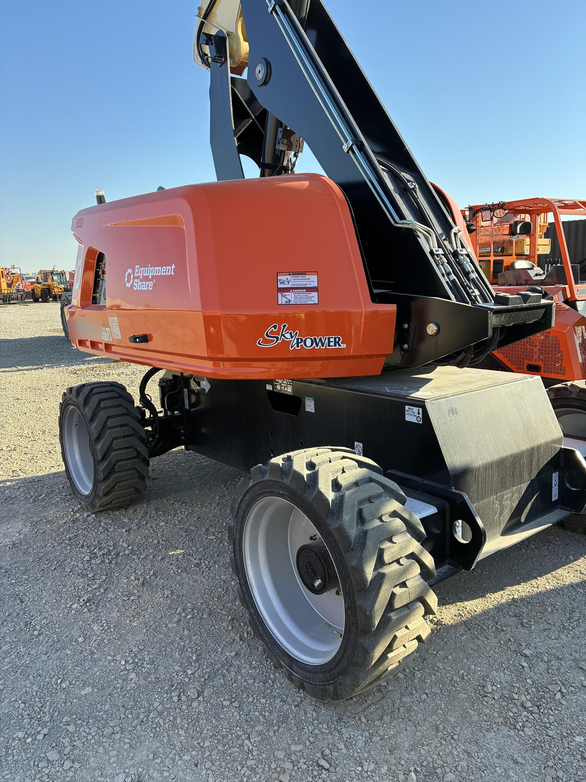 2026 JLG 660SJ