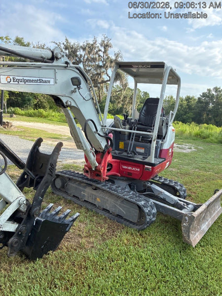 2022 TAKEUCHI TB235-2R