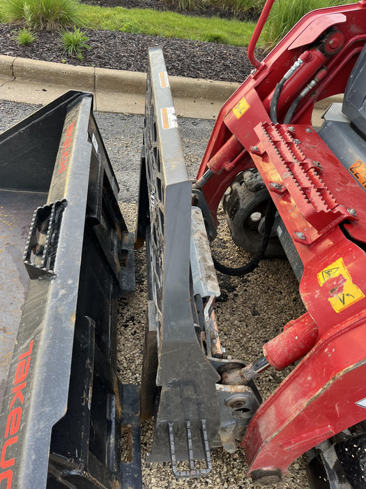 2022 PALADIN 48" Pallet Forks - Paladin