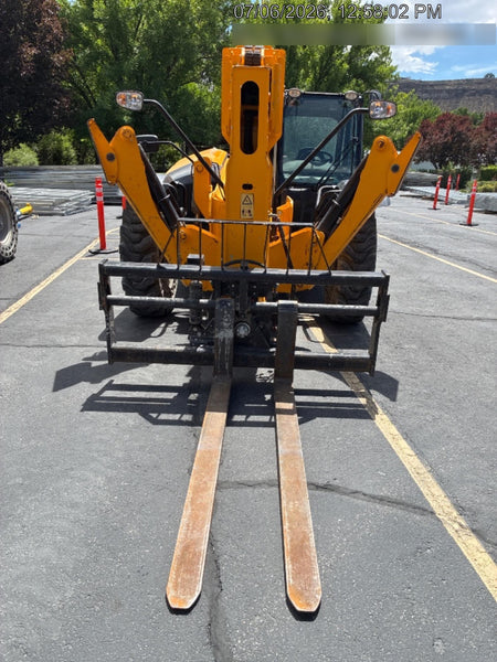 2023 JCB 514-56