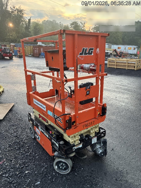 2021 JLG ES1330L